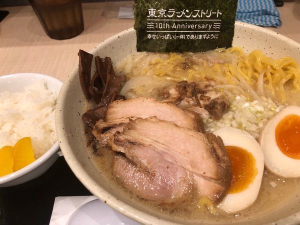 「特製味噌ラーメンセット1050円」@つじ田 味噌の章 東京駅店の写真