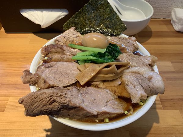「小平麺大盛り＋凄チャーシュー＋煮卵」@らぁめん りきどうの写真