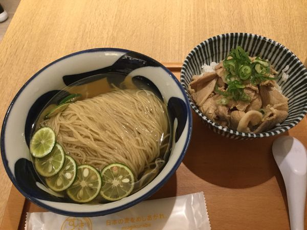 「すだちの冷やかけそば 豚時雨煮飯付き(¥700)【よしかわ】」@むぎくらべの写真