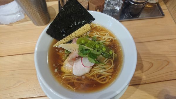 「煮干中華SOBA醤油」@銀座 篝 アトレ浦和店の写真