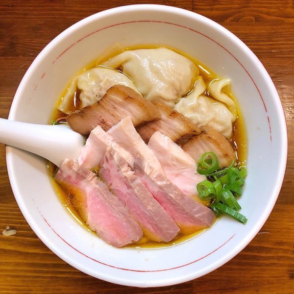 「手打ちわんたんめん 得肉三昧」@らーめん かねかつの写真