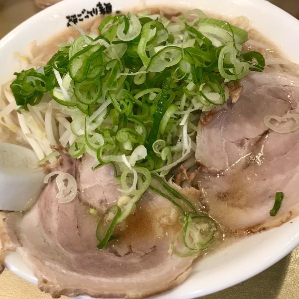 「醤油ラーメン」@超ごってり麺 ごっつ 秋葉原店の写真