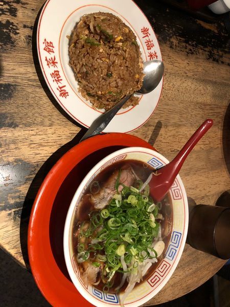 「そばとチャーハン」@新福菜館 麻布十番店の写真