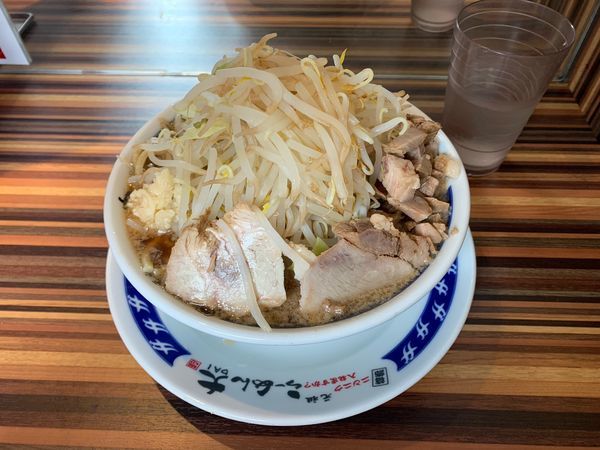 「醤油ラーメン中 850円」@らーめん大 一宮店の写真