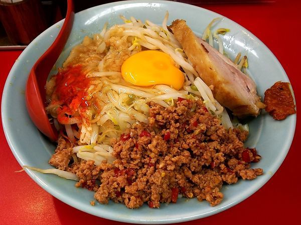 「中汁なし麺」@立川マシマシ 足利総本店の写真