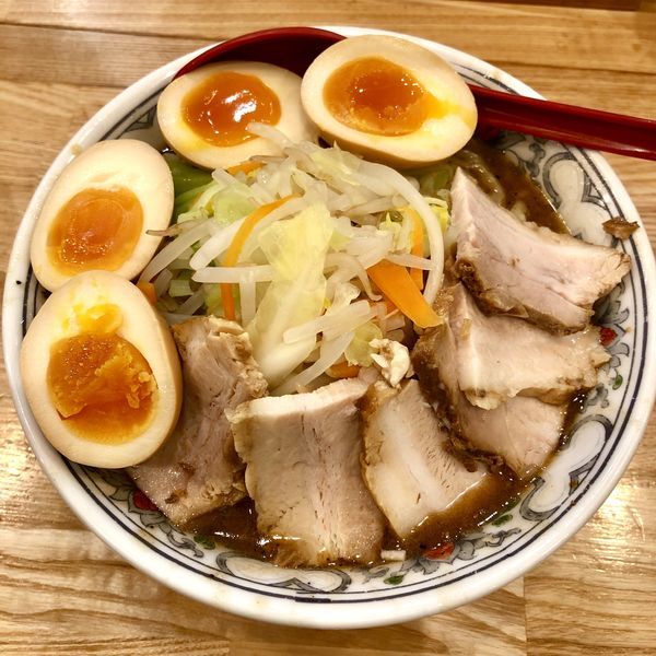 「【限定】豚骨とマー油の油そば 肉増し+味玉+味玉」@くじら食堂 nonowa東小金井店の写真