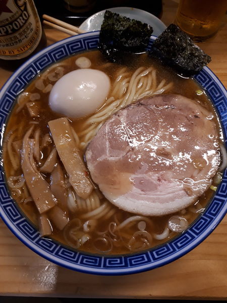 「味玉中華そば(小)900円+キリンラガ―中瓶600円」@魂の中華そばの写真