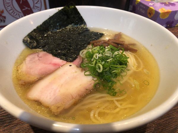 「白醤油ラーメン」@自家製麺 コトホギの写真
