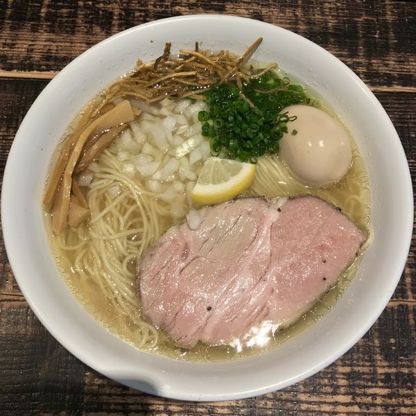 「味玉塩そば ¥900円（大盛＋100円）」@麺や 結の写真