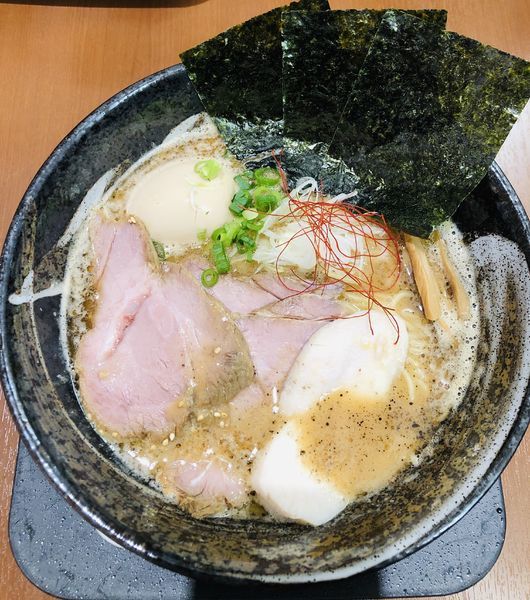 「特製鶏白湯・黒 970円」@中華そば 風 KAZEの写真