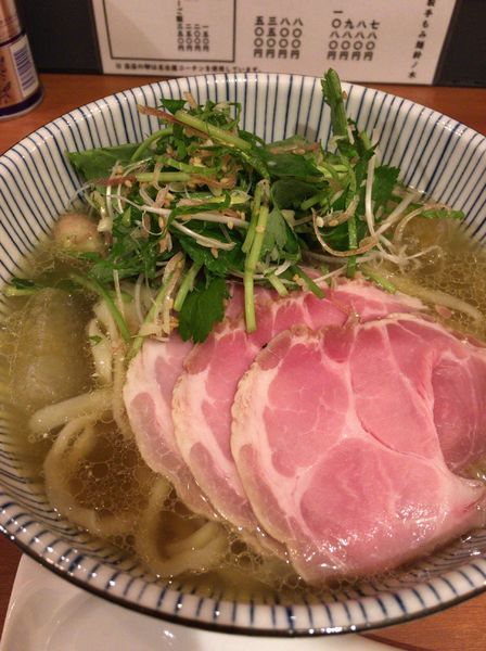 「【季節の限定】鈴ノ木の冷たい煮干しぶっかけ ８００円」@自家製手もみ麺 鈴ノ木の写真