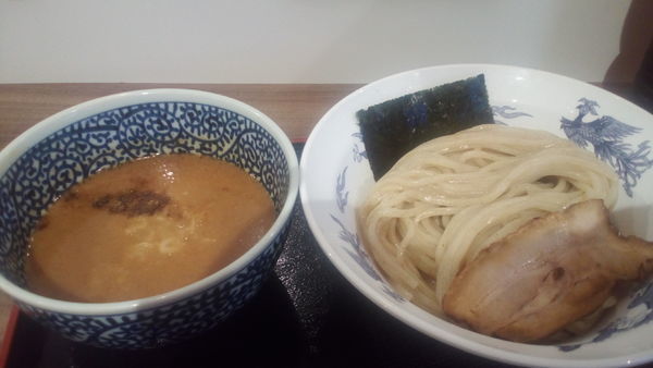 「濃厚魚介つけ麺(830円)＋中盛(100円)」@豚骨一燈 イトーヨーカドー船橋店の写真