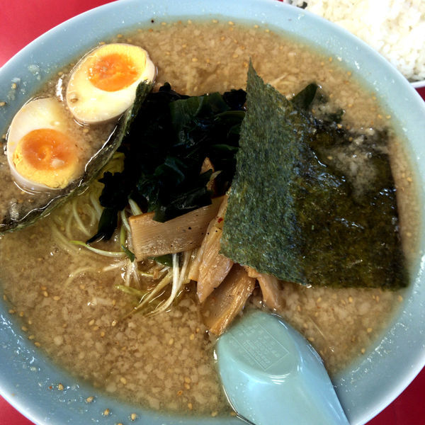 「ネギみそラーメン　750円　味玉　100円　ライス　100円」@ラーメンショップ 薮塚店の写真
