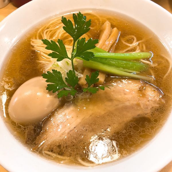 「醤油らーめん ¥770＋味玉 ¥110」@らーめんDINING れんげの写真