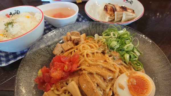 「冷やしゴマたれ麺」@元家うめのや 坂戸店の写真