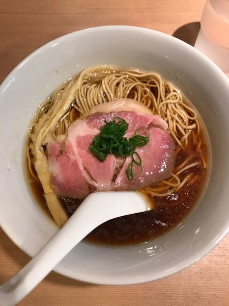 「特製醤油ラーメン」@らぁ麺 はやし田 新宿本店の写真