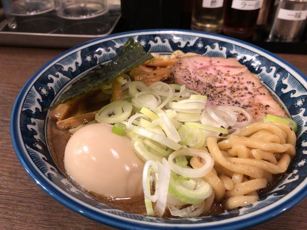 「ラーメン（小）740円 くん玉 110円」@兎に角 柏高島屋ステーションモール店の写真
