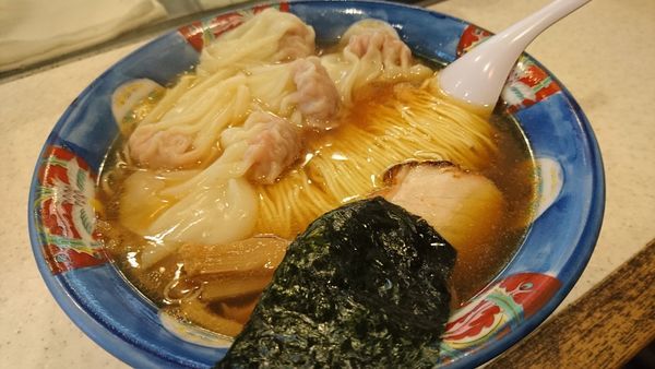 「肉ワンタン麺、大盛」@たんたん亭の写真
