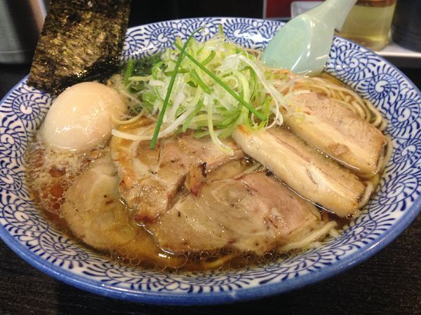「味玉チャーシュー（鶏ガラ醤油）」@麺屋 青山 本店の写真