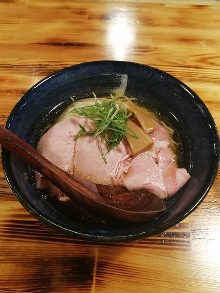 「冷やし塩煮干そば　900円」@柴崎亭 梅丘店の写真