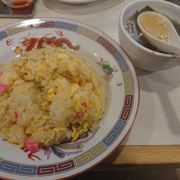 「チャーハン600円、サンマーメン430円、餃子270円、生ビ」@龍味 横浜トーヨー街店の写真