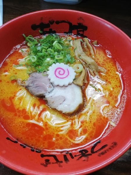 「赤マー油鶏白湯」@なんつッ亭 秦野本店の写真