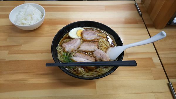 「ラーメン(並)+小ライス」@北大塚ラーメンの写真