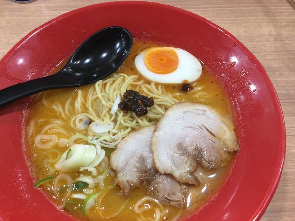 「えび豚骨塩拉麺¥695(税抜)」@えび豚骨 真面目の写真
