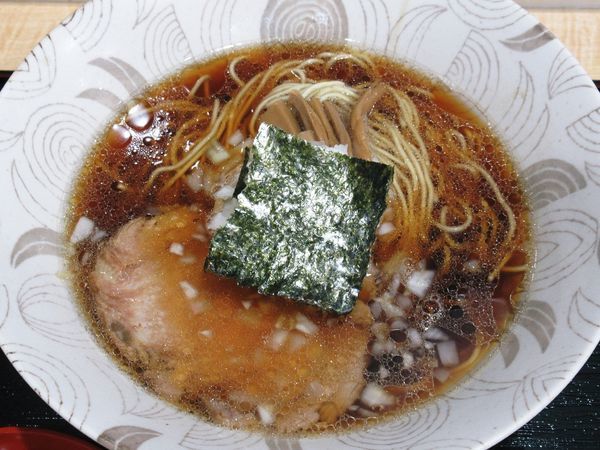 「らーめん（600円）」@中華そば つけ麺 音七の写真