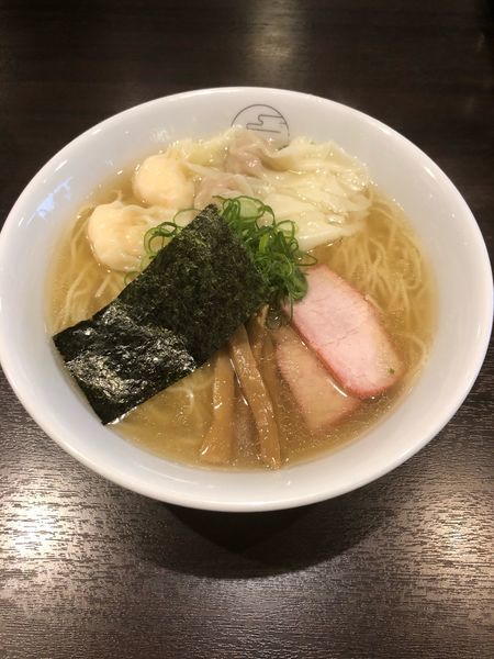 「特製ワンタン麺（ハーフ）白だし」@八雲の写真