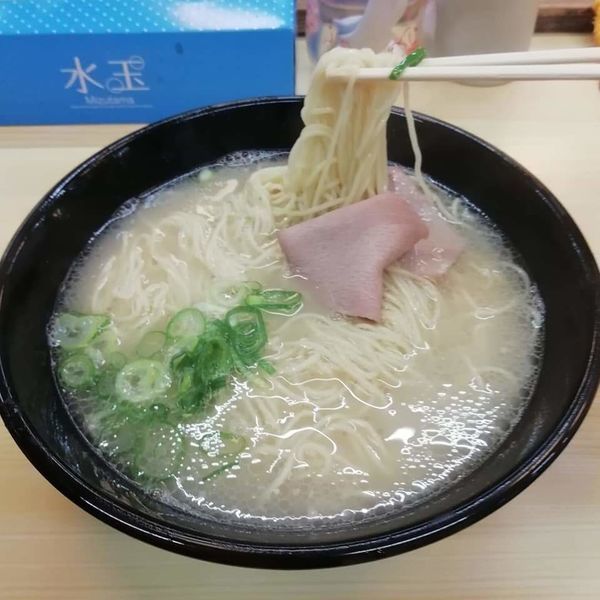 「ラーメン」@博多ラーメン はかたや 大野城店の写真