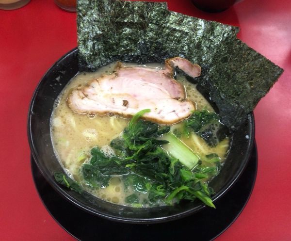 「塩豚骨ラーメン」@家系ラーメン 王道 いしいの写真