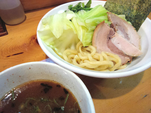 「魚介つけめん ￥800・￥野菜 ￥150」@黒王の写真