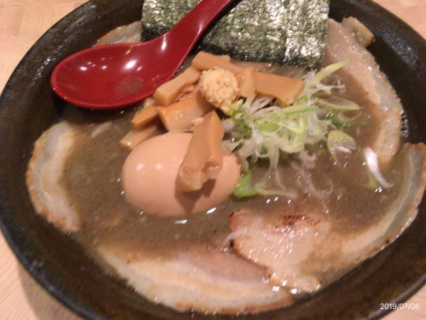 「特製らーめん」@にぼしらーめん88の写真