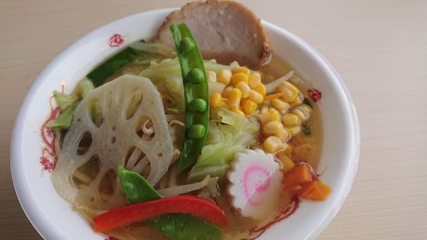 「【ヘルシーテラスの野菜を使った限定メニュー】塩野菜タンメン」@麺賊 夢我夢中 本店の写真