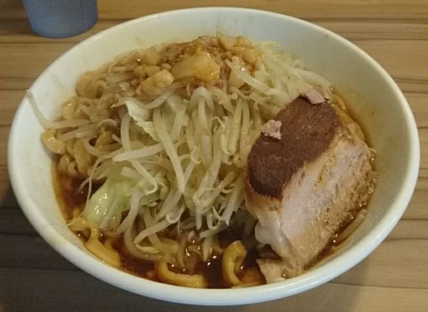 「らーめん」@ヒノブタセカンド 南越谷駅前店の写真