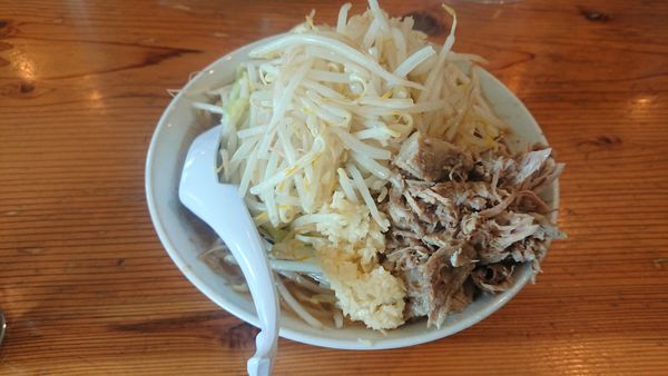 「ラーメン 大盛 830円」@麺とび六方 長野店の写真