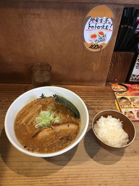 「醤油ラーメン」@春一家 三代目 麺宿の写真