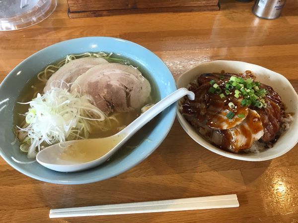 「塩ラーメン+焼豚飯700+330円」@らーめん川嶋の写真