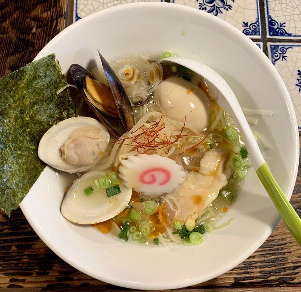 「貝だし塩らぁ麺」@麺処いっ歩の写真