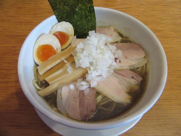 「特煮干そば（９５０円）」@煮干そば とみ田の写真