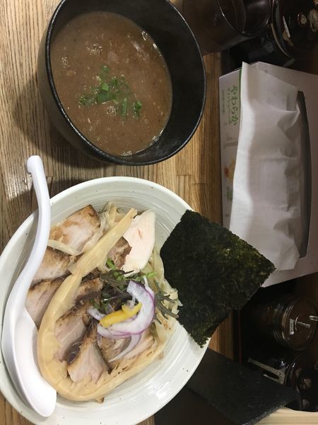 「魚介つけ麺+豚肉チャーシュー」@横須賀らぁ麺しろの写真