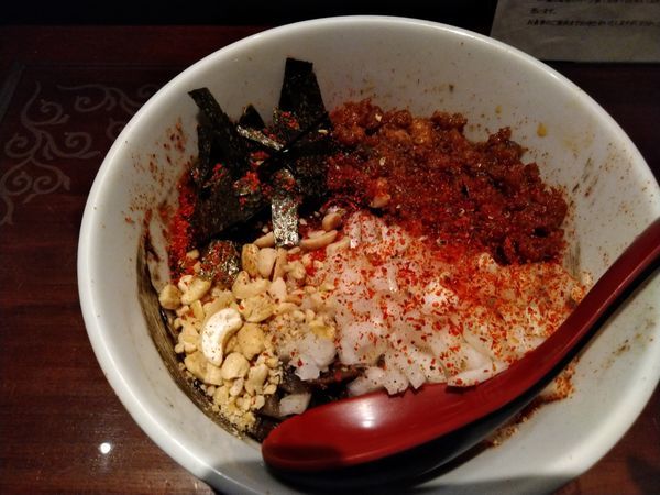 「【限定】黒夜叉+大盛」@つけ麺 繁田の写真