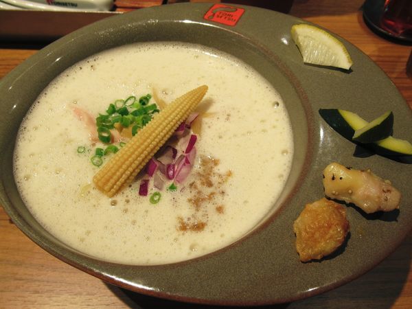 「鶏白湯ラーメン（856円）」@RAMEN FACTORY TORISETSUの写真