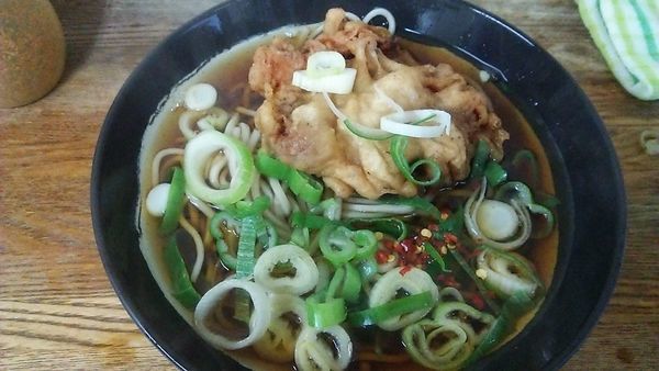 「かけそば 200円＋いかげそ 130円（だったかな）」@六文そば 日暮里第2店の写真