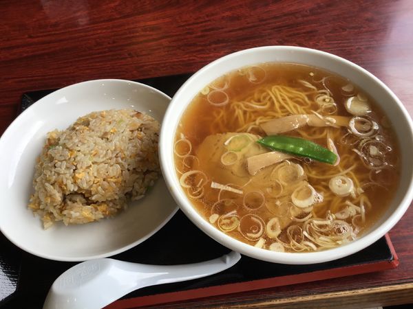 「ラーメン+半チャーハンセット」@中国飯店 東龍の写真