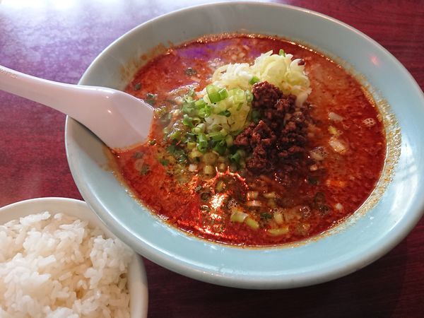 「担担麺810円＋半ライス100円」@中国酒家 蘭亭の写真
