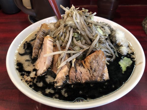 「ラー豚黒（全増し）¥970」@ゴリラーメンの写真
