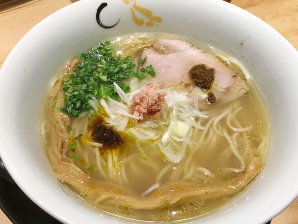 「真鯛と蛤の塩そば」@SOBAHOUSE 金色不如帰 新宿御苑本店の写真