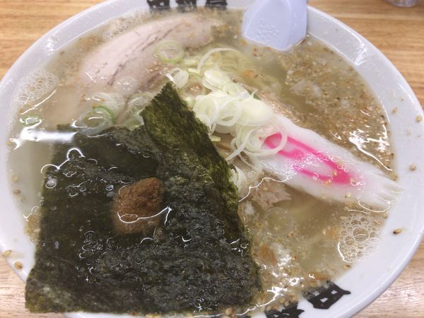 「塩ラーメン+餃子3個=989円」@田村屋の写真